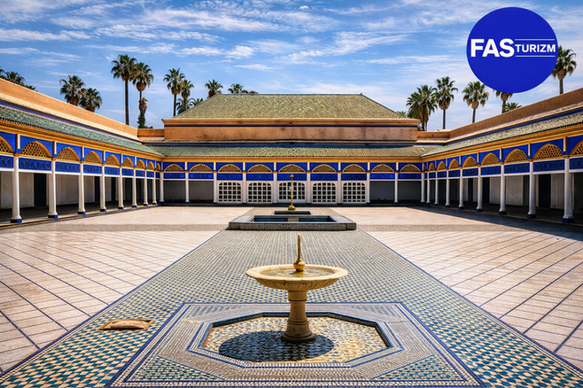 Marakeş tarihi Bahia Sarayı avlu görünümü